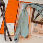 GRAVATAS HERMES  DE SEDA  H COLLECTION