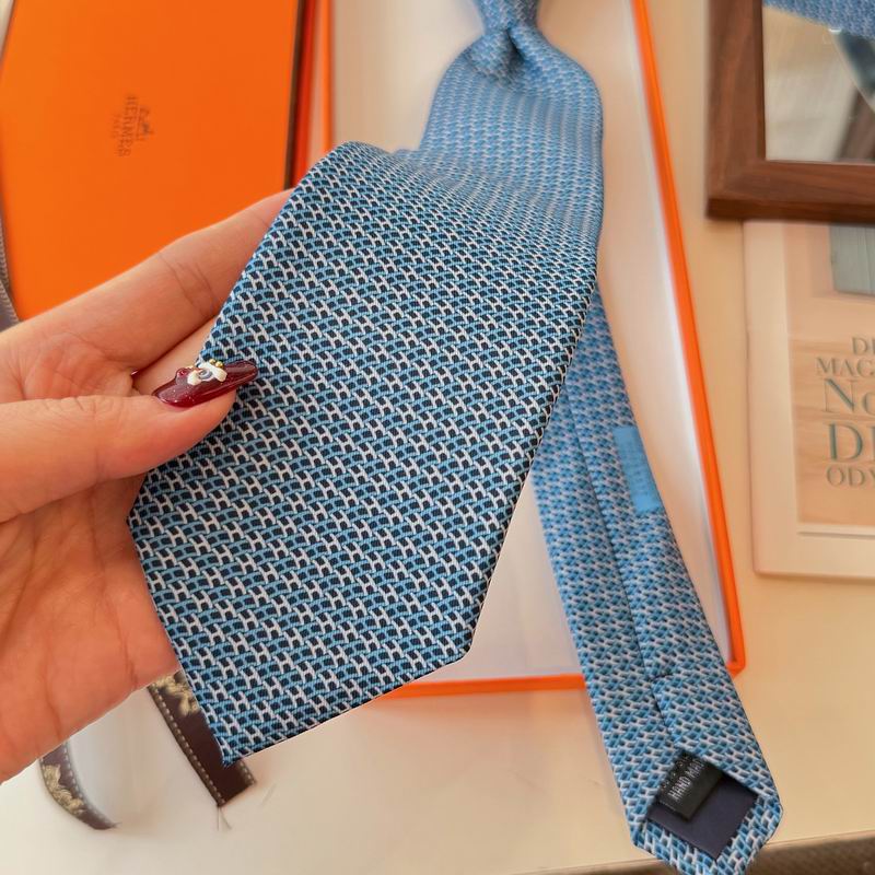 GRAVATAS HERMES  DE SEDA  H COLLECTION