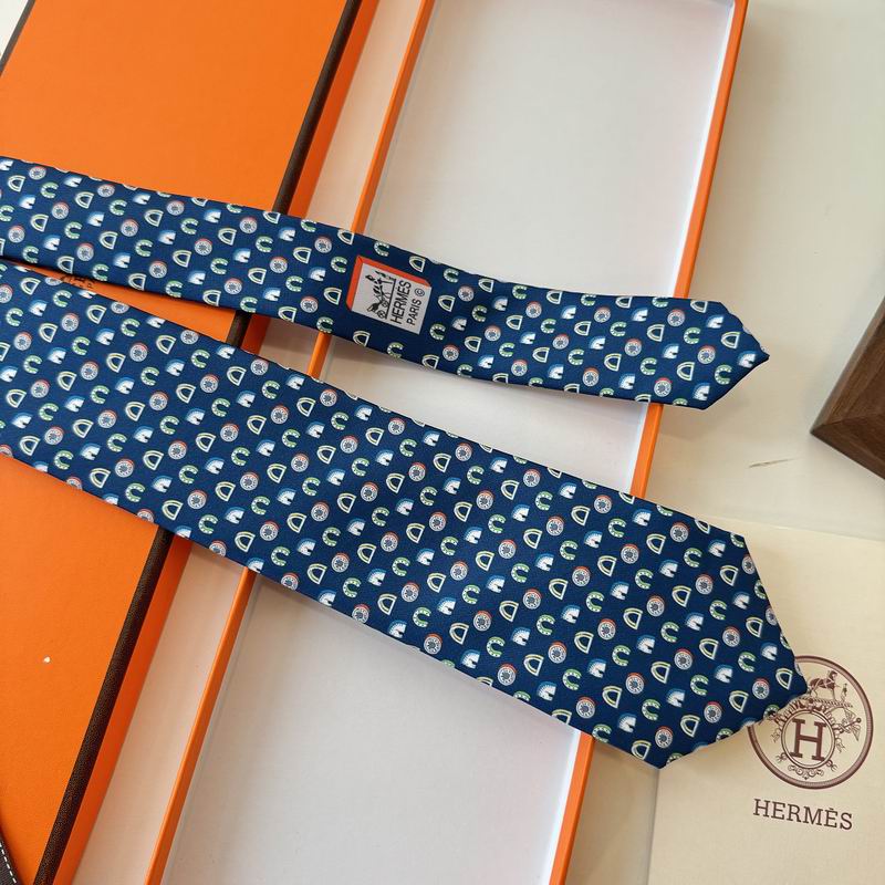GRAVATAS HERMES  DE SEDA  OUT OF THE BOX  CAVALO, FERRADURA E ESTRIBO
