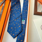 GRAVATAS HERMES  DE SEDA  OUT OF THE BOX   FERRADURA E CAVALO