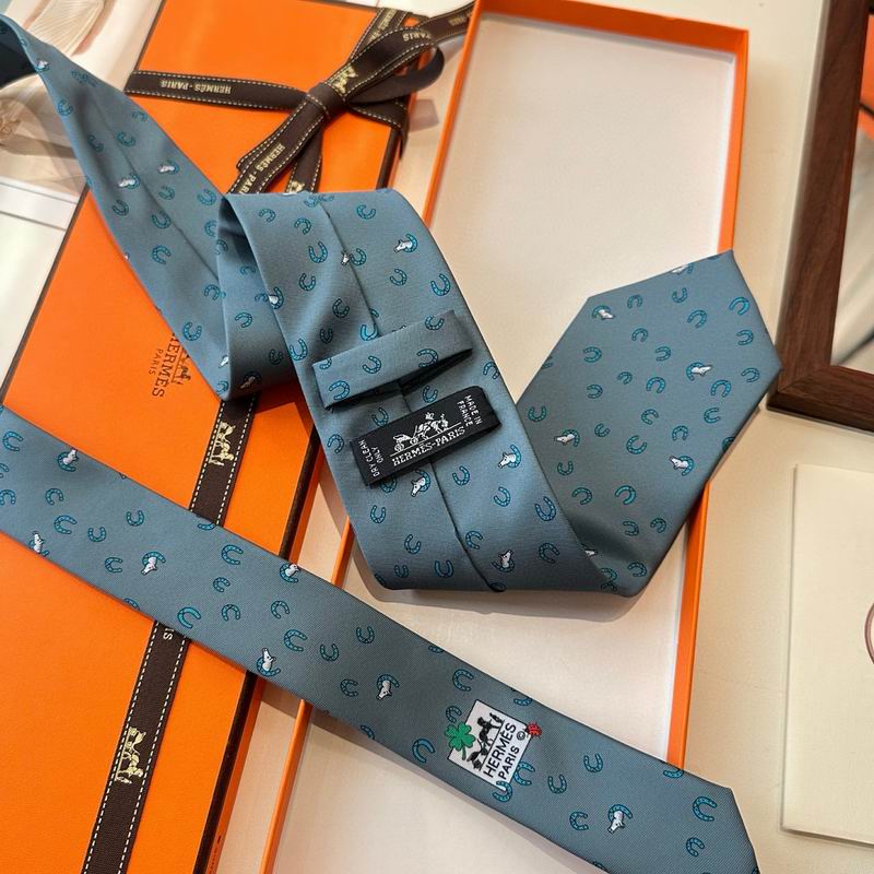 GRAVATAS HERMES  DE SEDA  OUT OF THE BOX   FERRADURA E CAVALO