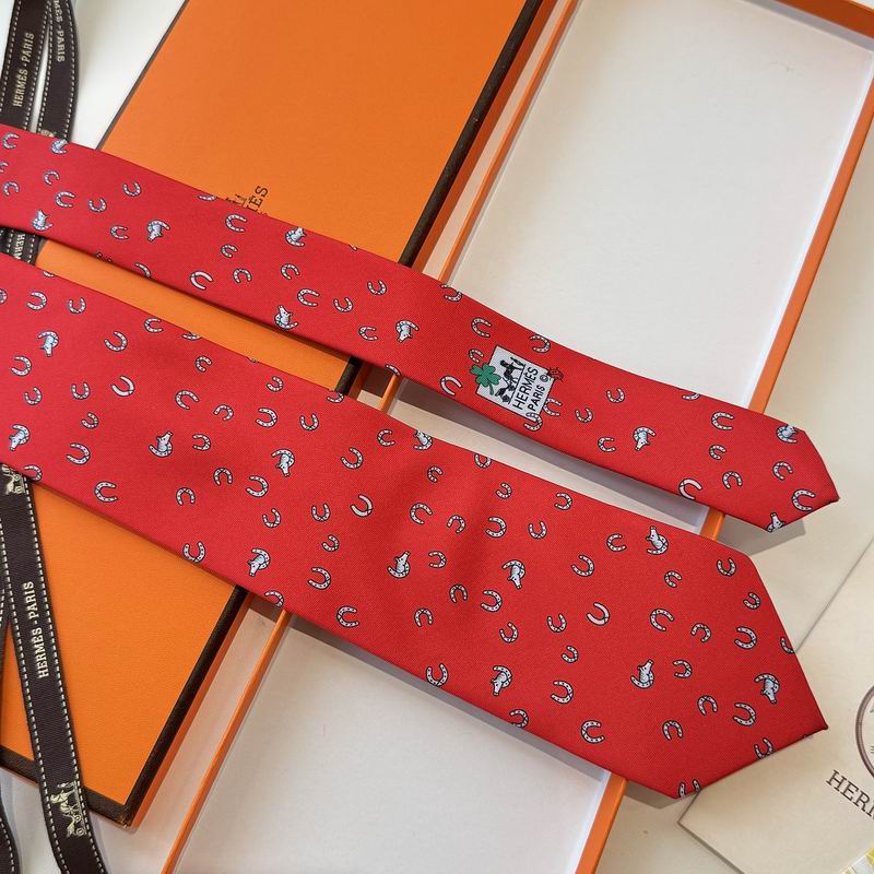 GRAVATAS HERMES  DE SEDA  OUT OF THE BOX   FERRADURA E CAVALO