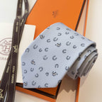 GRAVATAS HERMES  DE SEDA  OUT OF THE BOX   FERRADURA E CAVALO