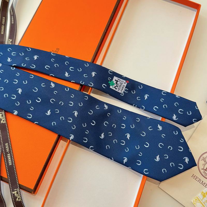 GRAVATAS HERMES  DE SEDA  OUT OF THE BOX   FERRADURA E CAVALO