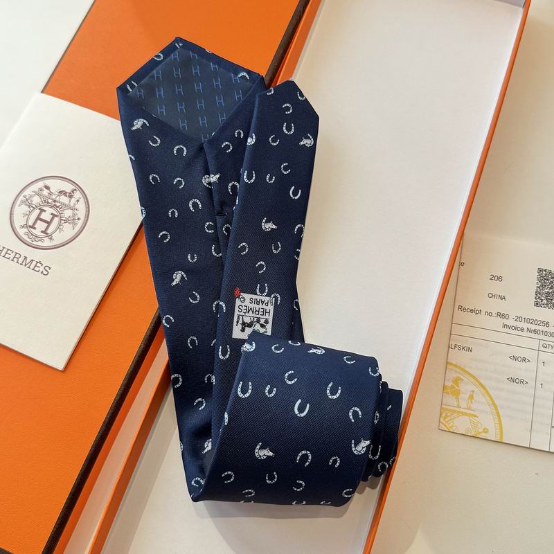 GRAVATAS HERMES  DE SEDA  OUT OF THE BOX   FERRADURA E CAVALO