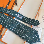 GRAVATAS HERMES  DE SEDA CHEVAL SOUS TOUDES SES