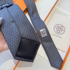 GRAVATAS HERMES  DE SEDA  GLÉNAN ZIG ZAG