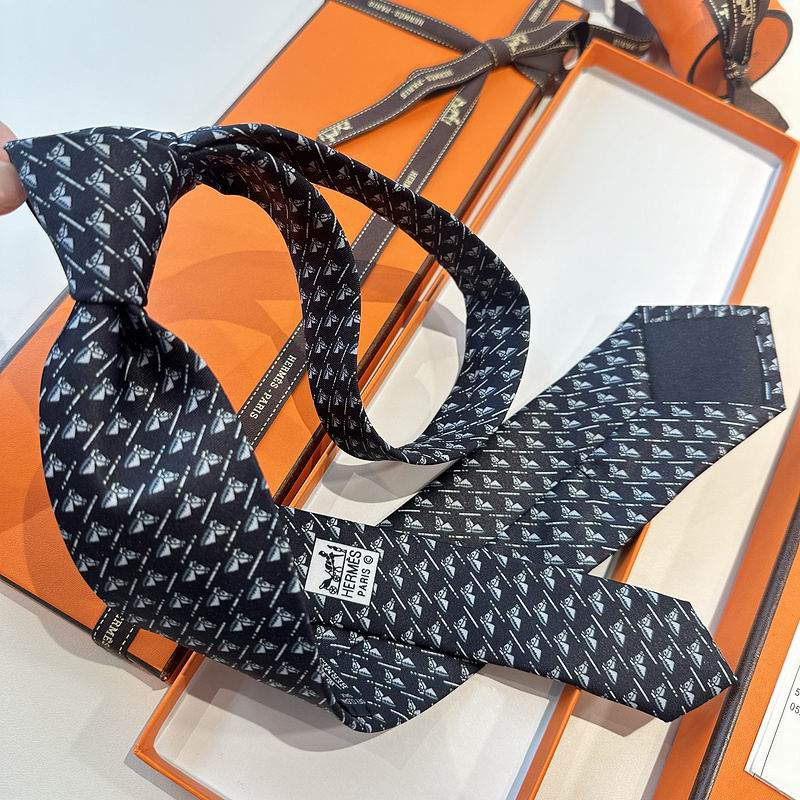 GRAVATA HERMES EM SARJA DE SEDA IMPRIMEÉ  ORIGAMI HORSE