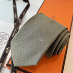 GRAVATAS HERMES  DE SEDA  MAILLON OVERBOARD TIE