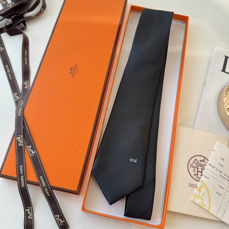 GRAVATAS HERMES  DE SEDA  MAILLON OVERBOARD TIE