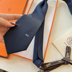 GRAVATAS HERMES  DE SEDA  MAILLON OVERBOARD TIE