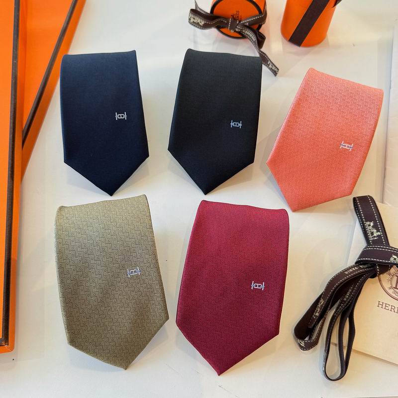 GRAVATAS HERMES  DE SEDA  MAILLON OVERBOARD TIE