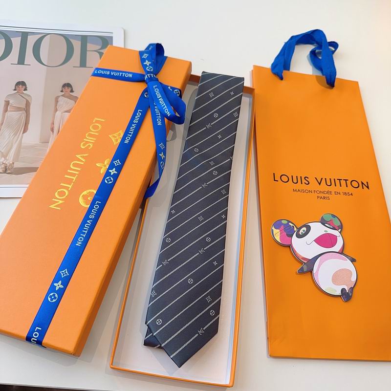 GRAVATAS LOUIS VUITTON DE SEDA COM ESTAMPA DE LISTRAS DIAGONAIS