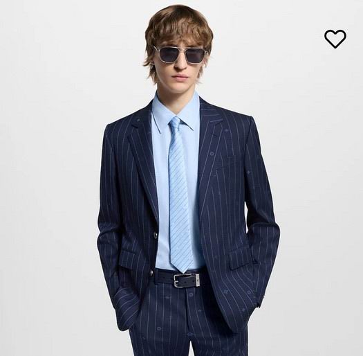 GRAVATAS LOUIS VUITTON DE SEDA COM ESTAMPA DE LISTRAS DIAGONAIS