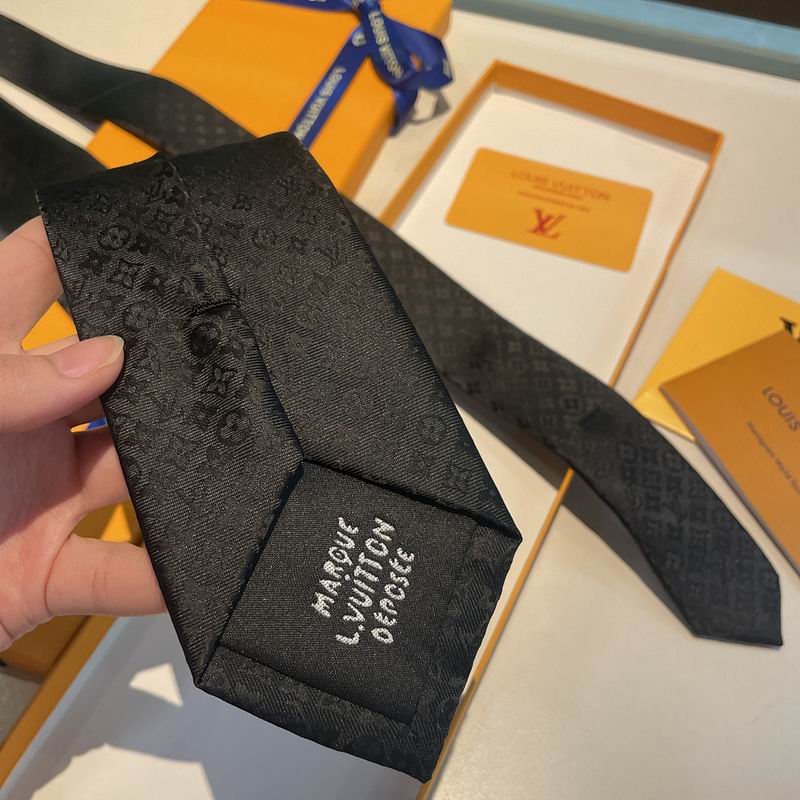 GRAVATAS LOUIS VUITTON MONOGRAM ALL OVER