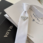 GRAVATA PRADA SLIM DE RE-NYLON