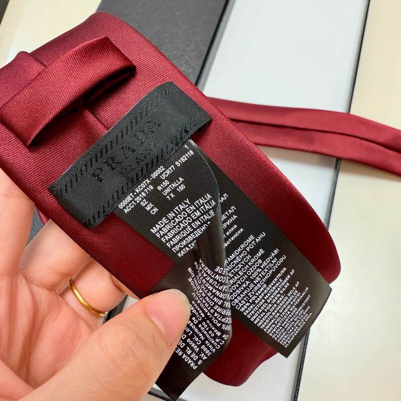 GRAVATA PRADA SLIM DE RE-NYLON TIE