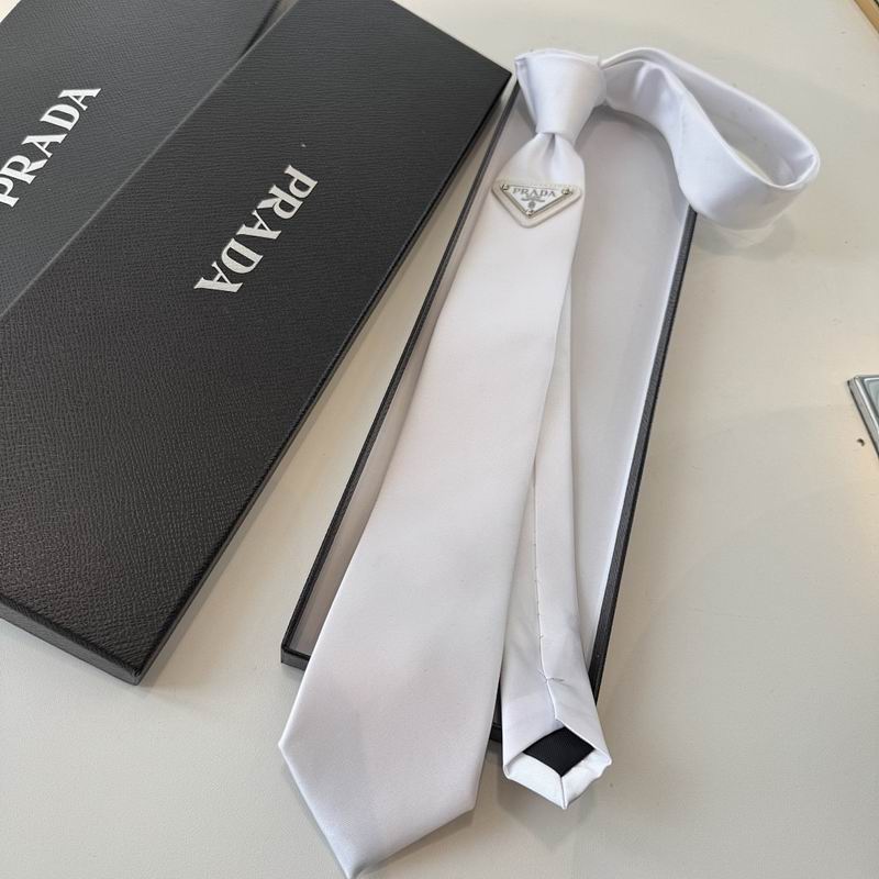 GRAVATA PRADA SLIM DE RE-NYLON