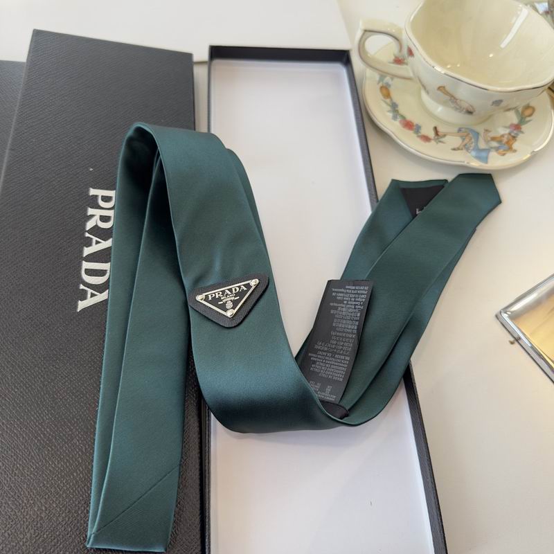 GRAVATA PRADA SLIM DE RE-NYLON