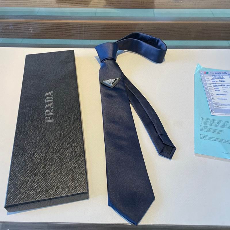 GRAVATA PRADA SLIM DE RE-NYLON