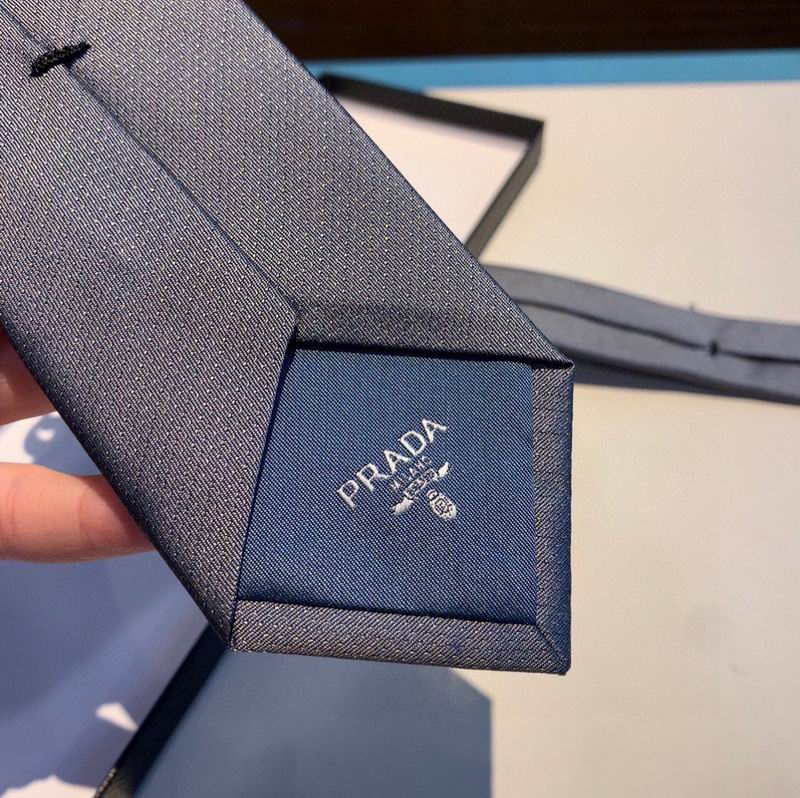 GRAVATA PRADA DE SEDA AVETINADA SILK SATIN TIE