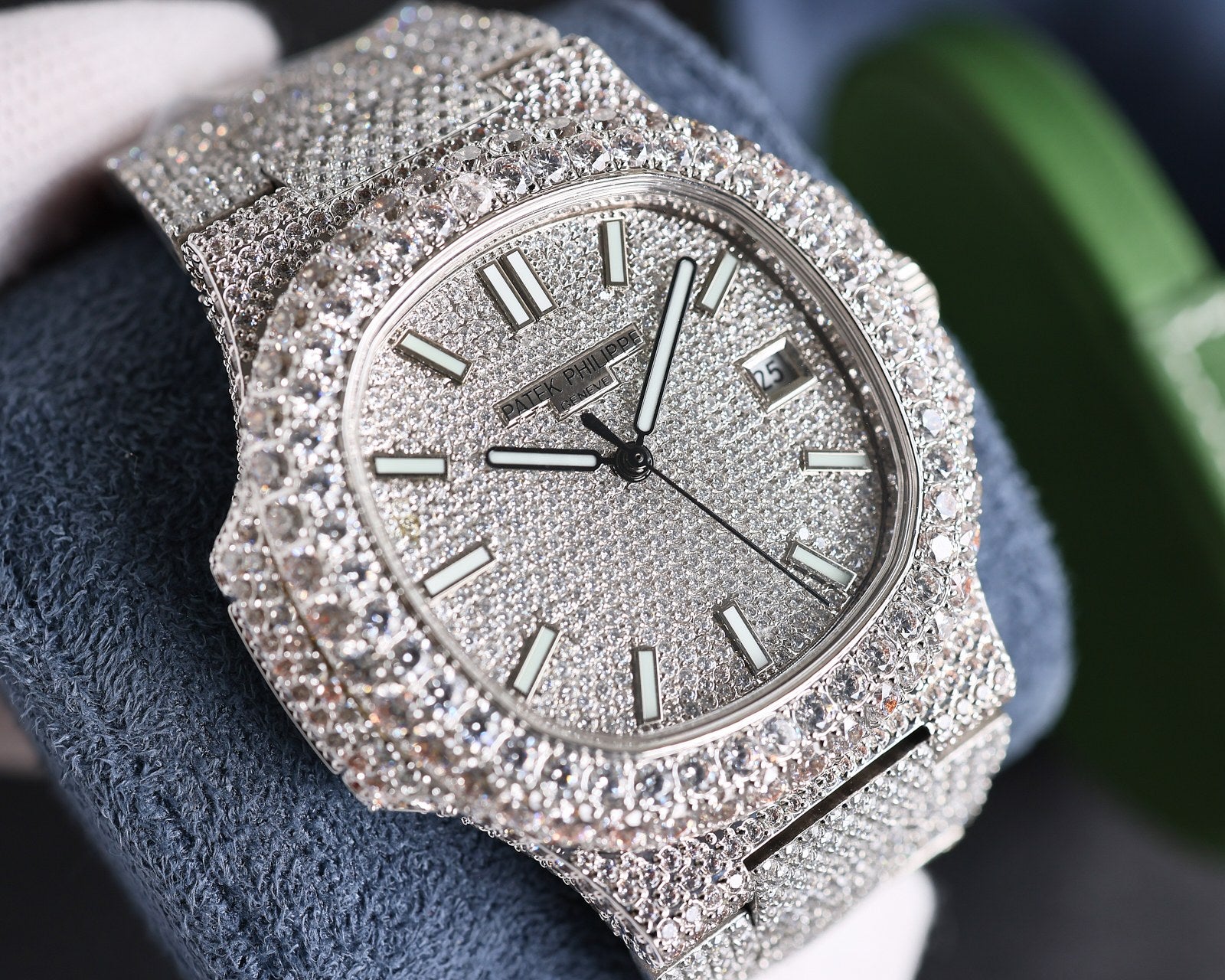 Relógio Patek Fhilippe Nautilus 5711