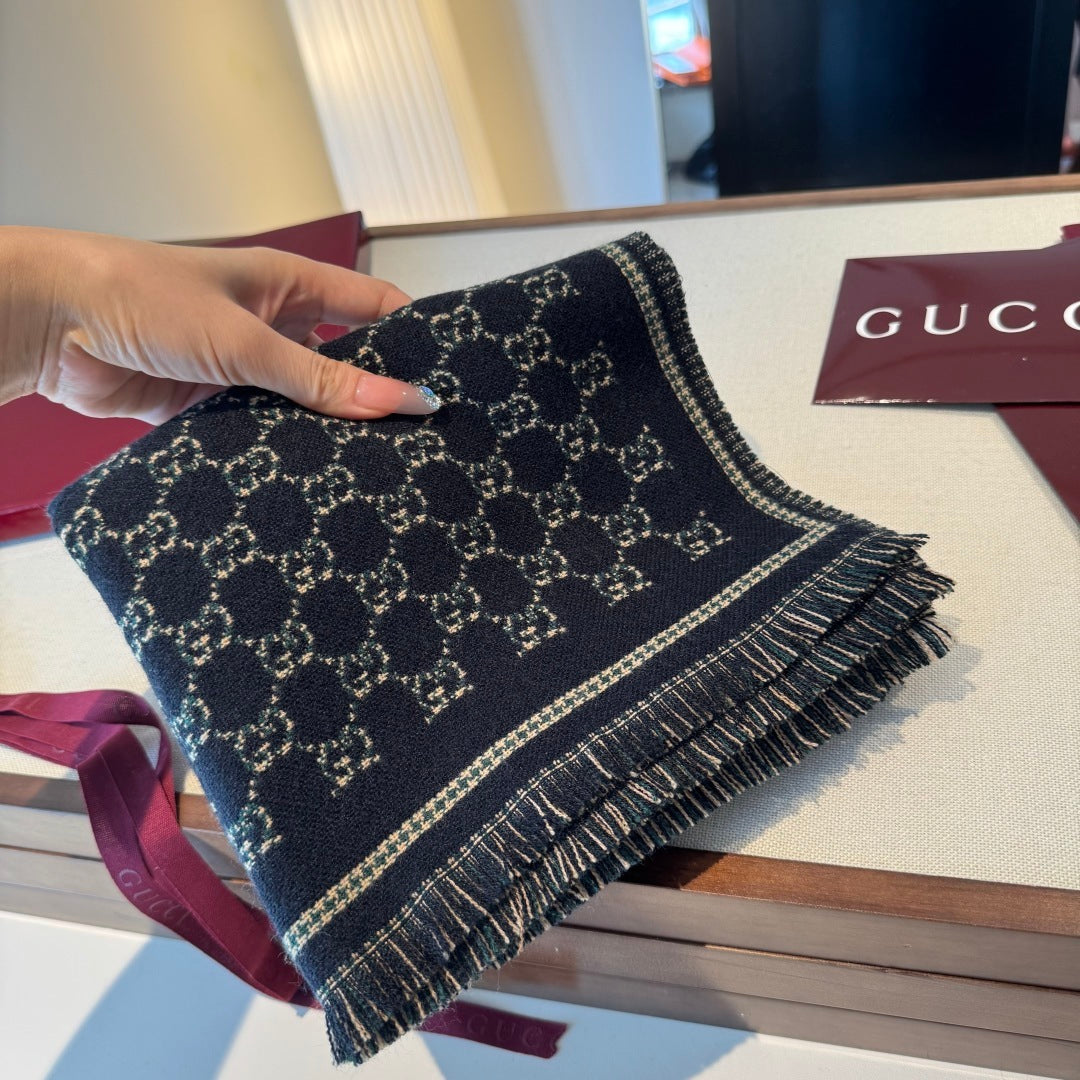 Cachecol Gucci De Lã Cor Azul Marinho Escuro / Bege Areia