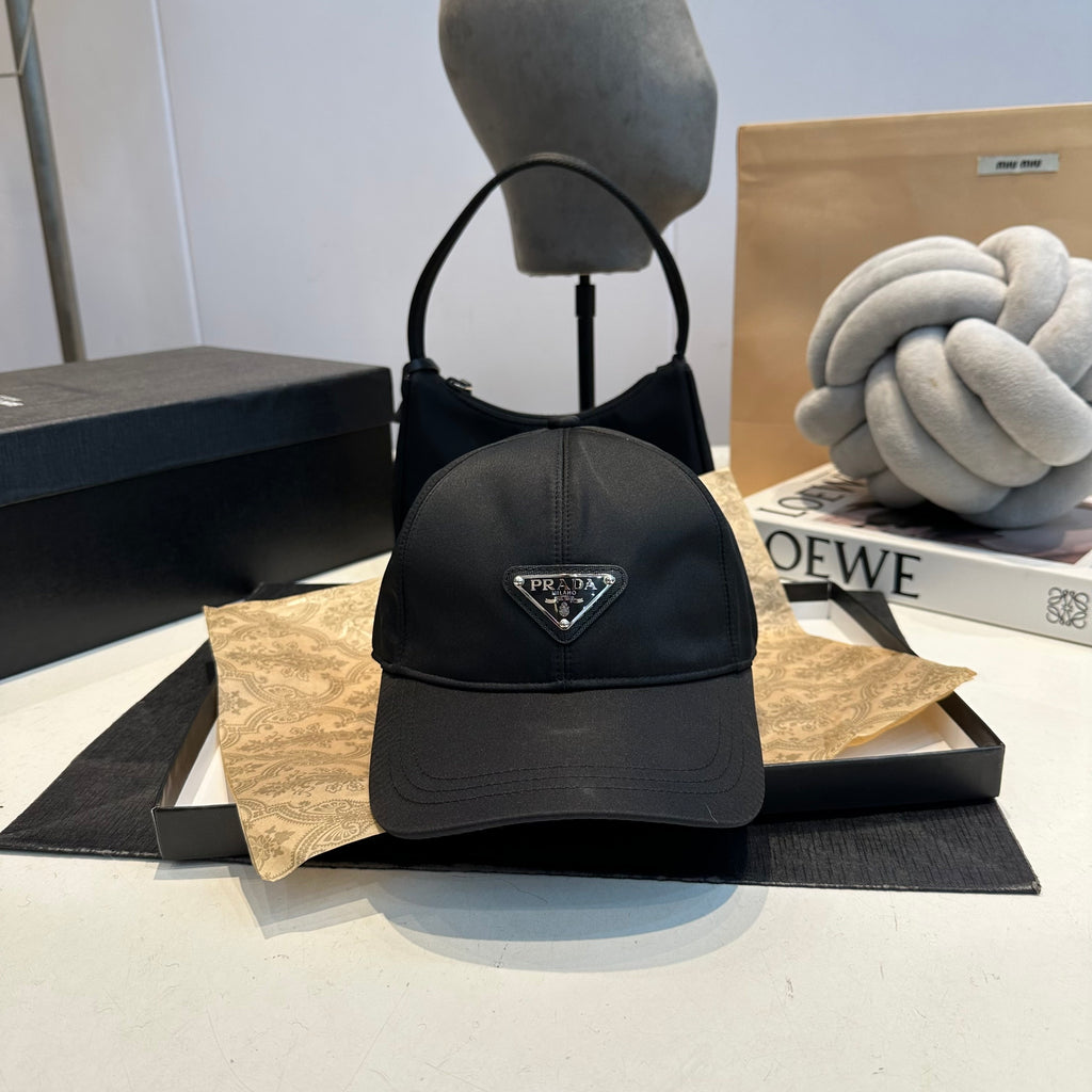 Boné Prada