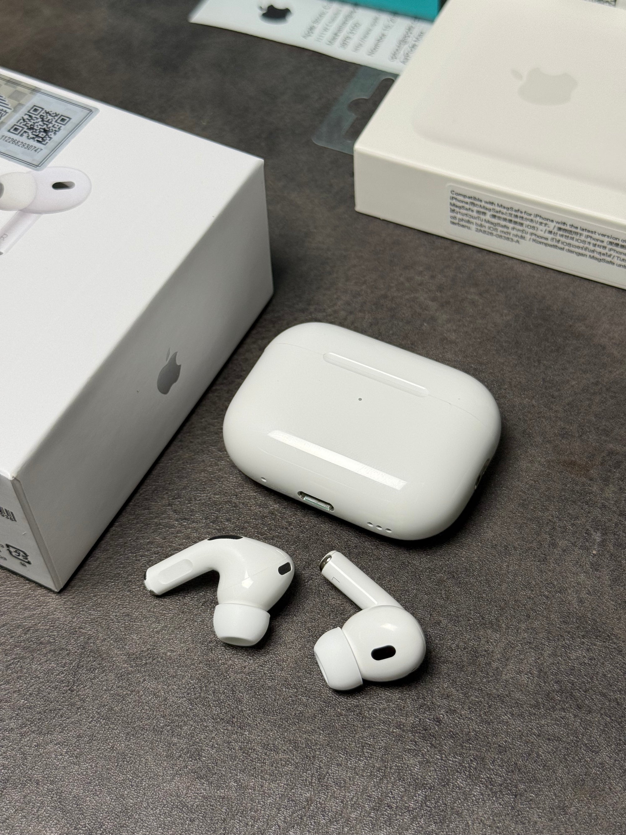 Apple AirPods Pro 2  (5ª Geração)