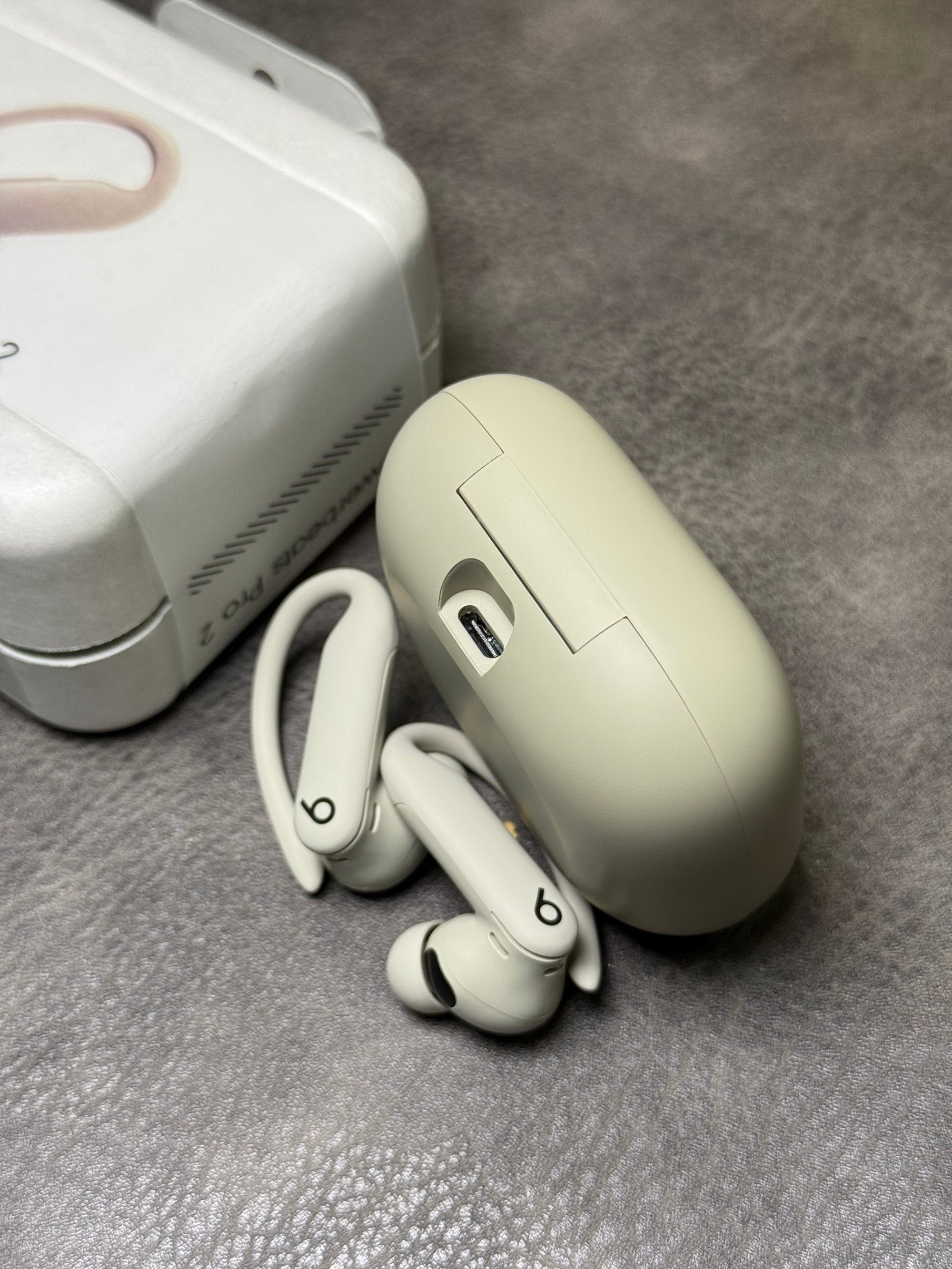 Beats Powerbeats Pro 2