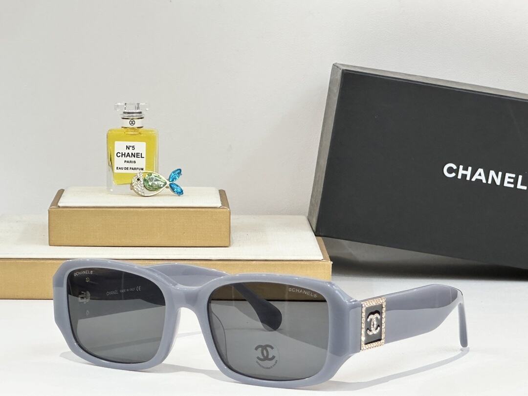 CHANEL - Óculos De Sol
