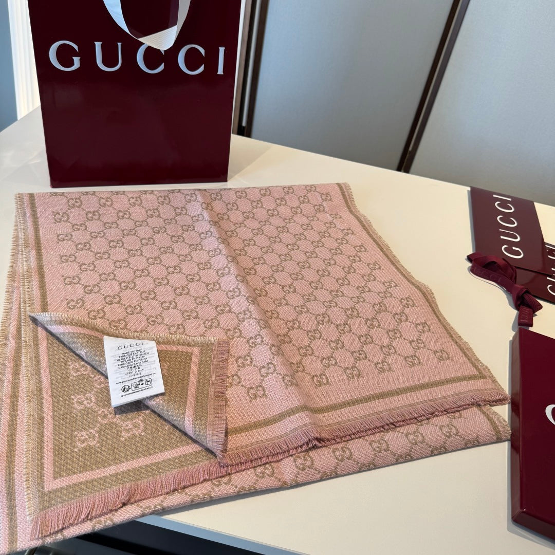 Cachecol Gucci De Lã Cor Rosa Claro / Marrom Claro