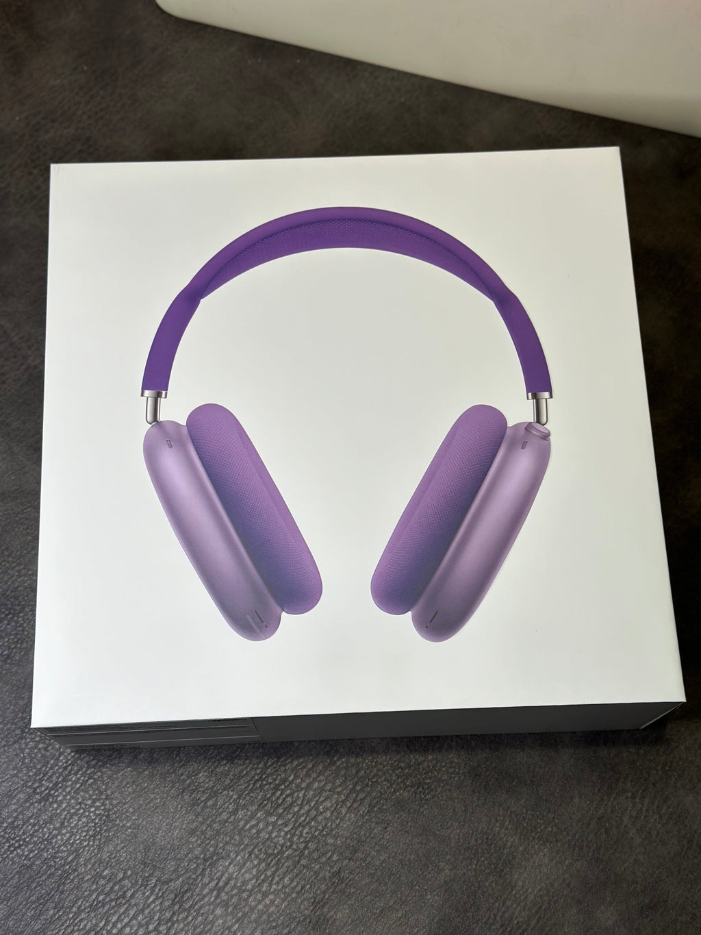Apple AirPods Max Purple