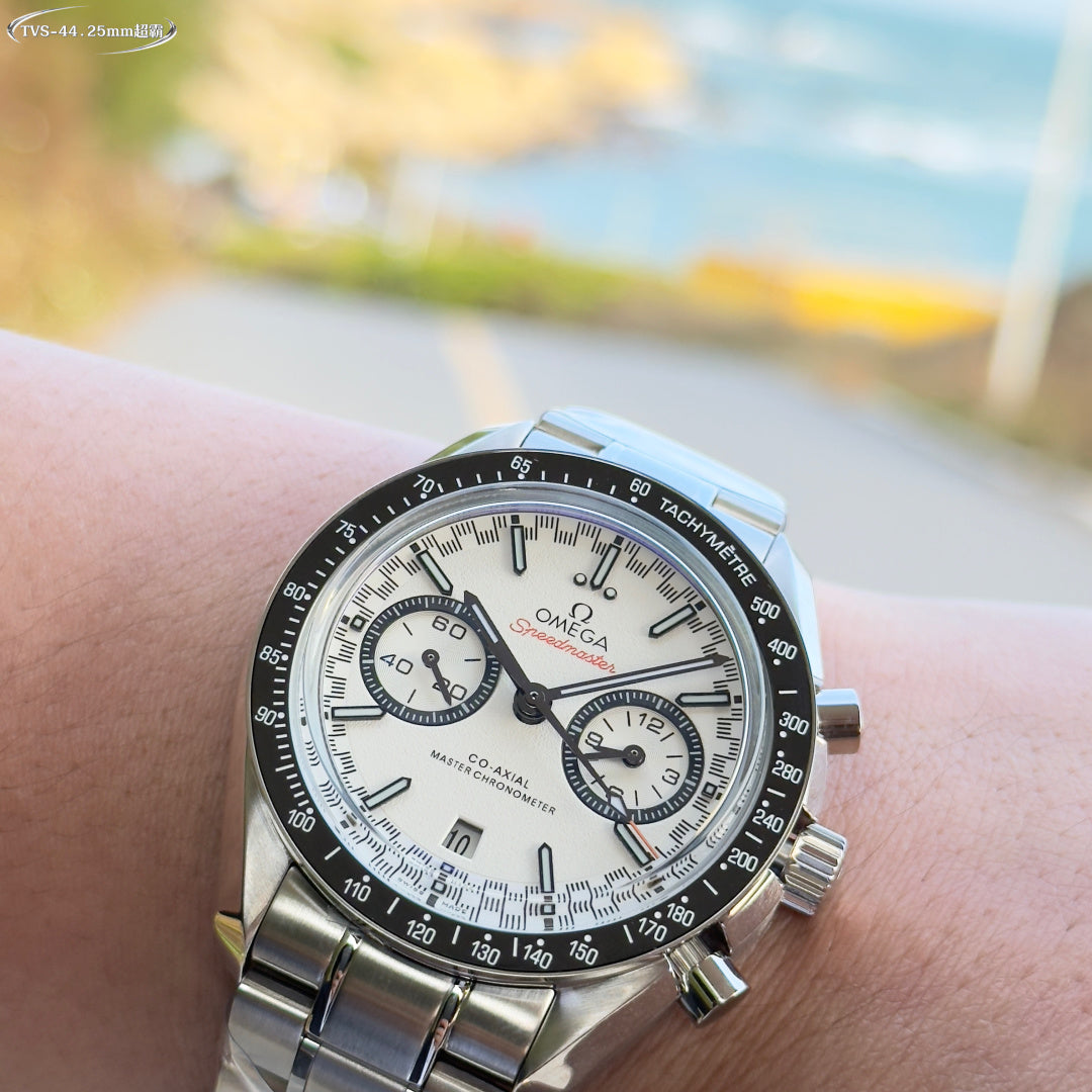 Relógio - Omega Speedmaster 44,25mm