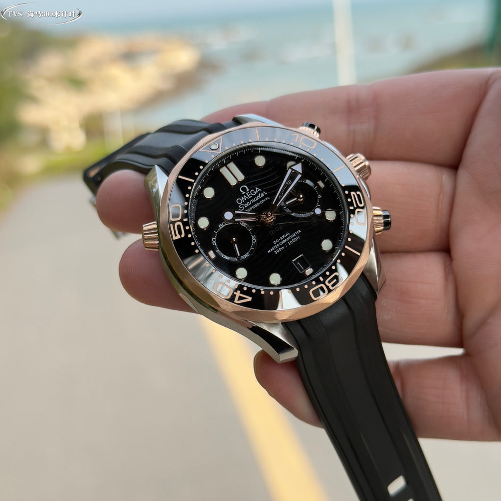 Relógio - Omega Seamaster 300m À Prova D'água 44mm