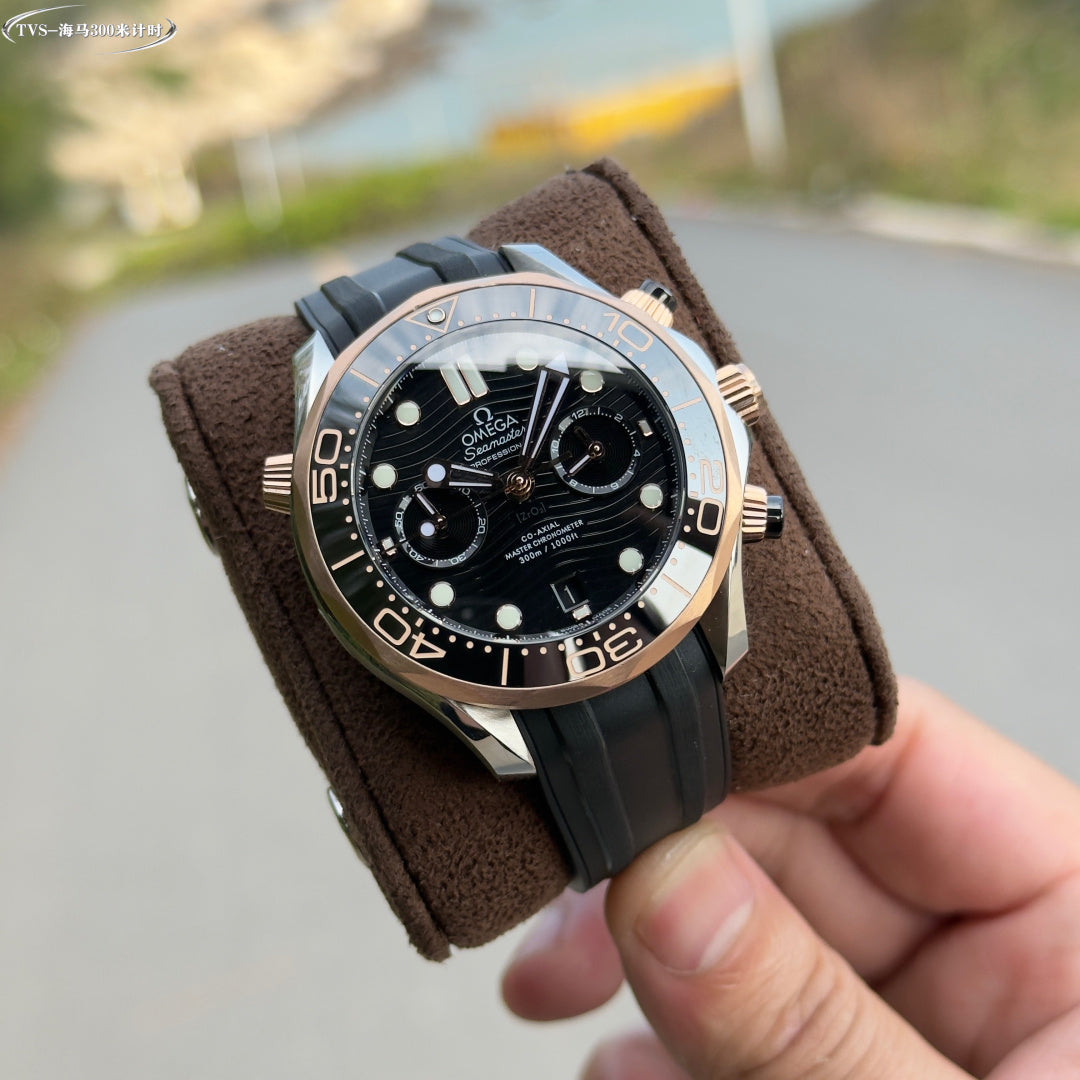 Relógio - Omega Seamaster 300m À Prova D'água 44mm