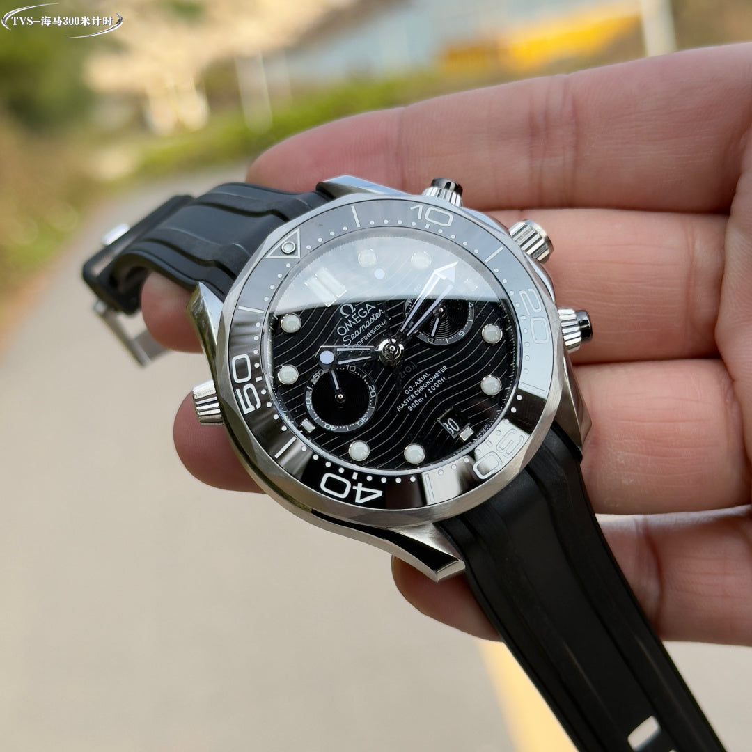 Relógio - Omega Seamaster 300m À Prova D'água 44mm