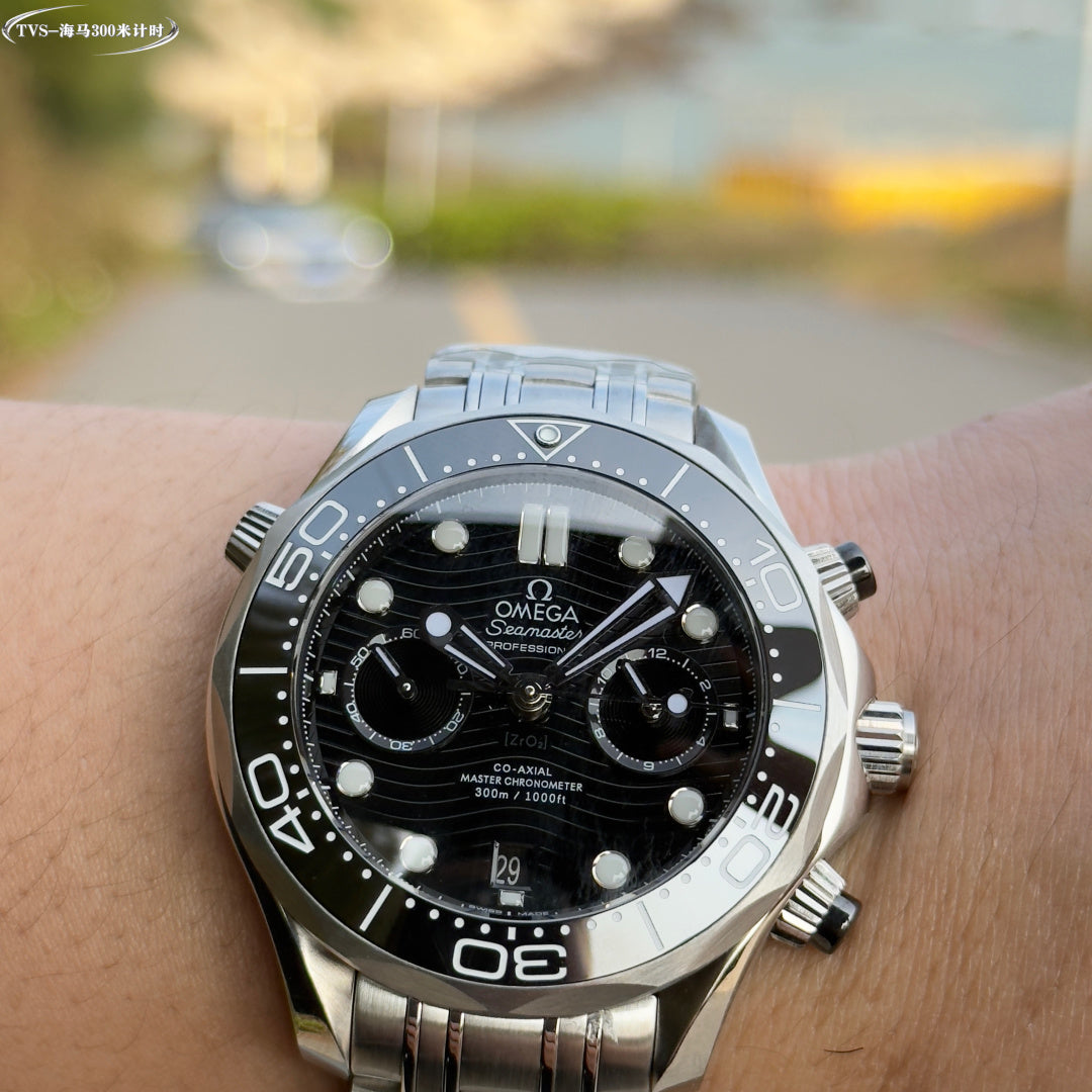 Relógio - Omega Seamaster 300m À Prova D'água 44mm