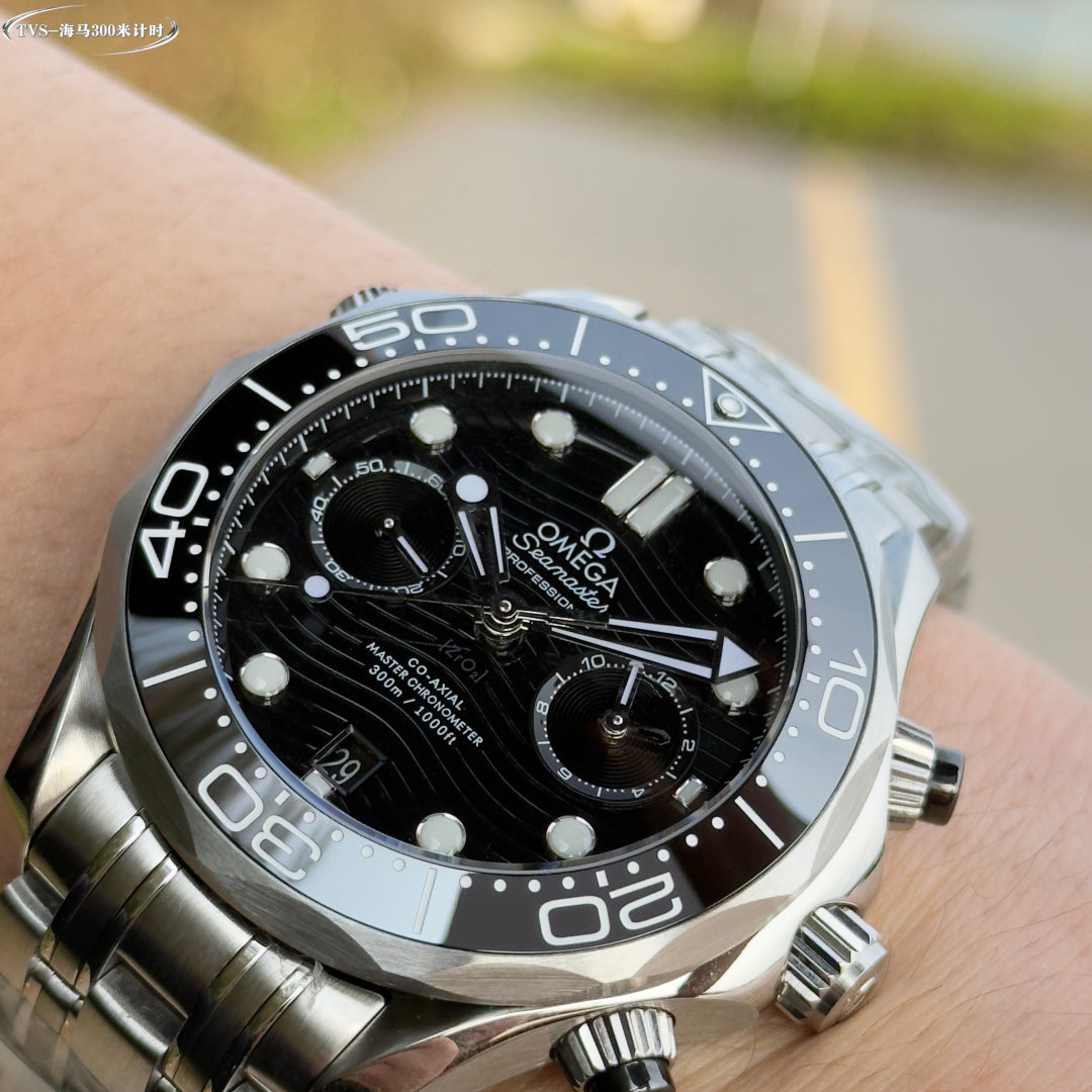 Relógio - Omega Seamaster 300m À Prova D'água 44mm