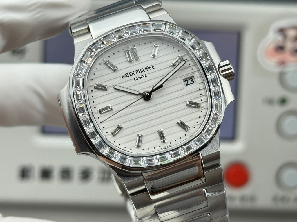 Relógio Feminino Patek Philippe Nautilus 5711