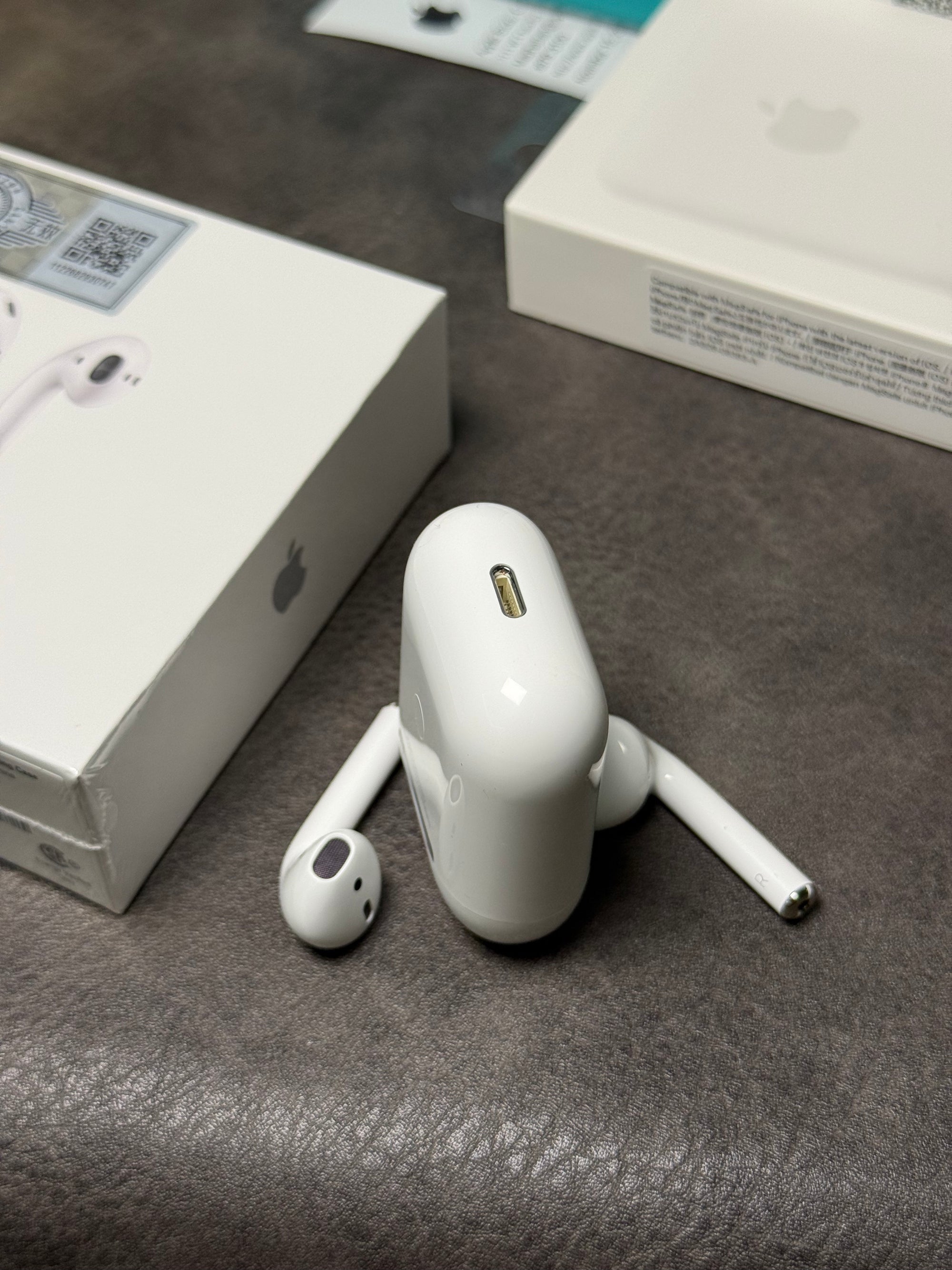 Apple AirPods2 (2ª Geração)