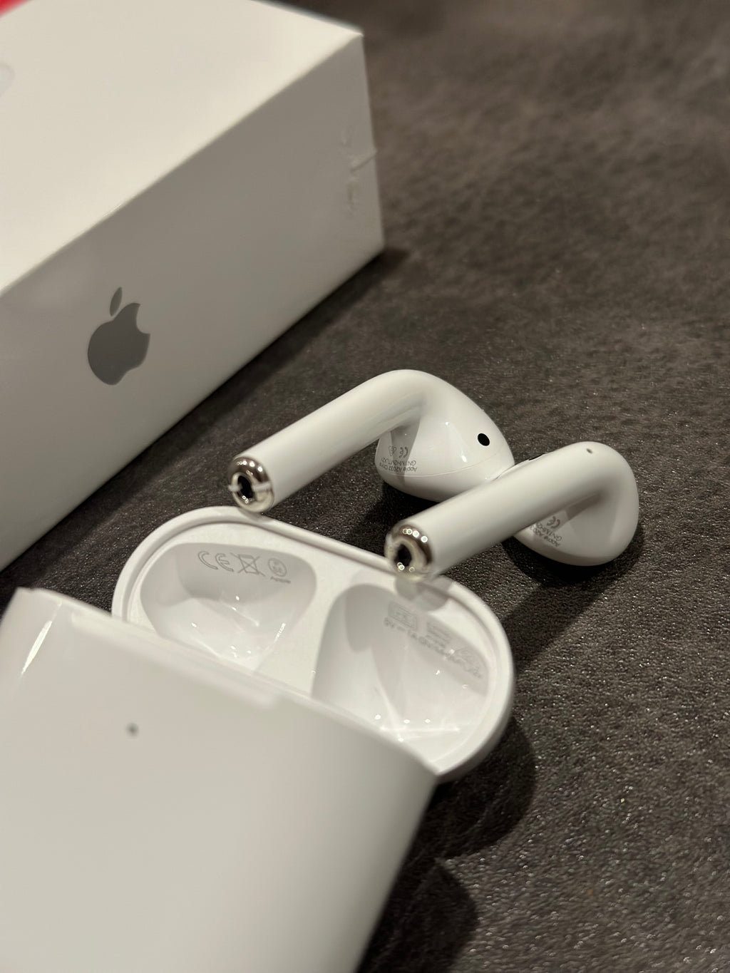 Apple AirPods (2ª geração)