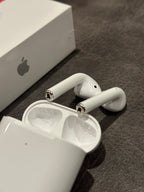 Apple AirPods (2ª geração)