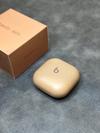 Beats Fit Pro x Kim com pop-up