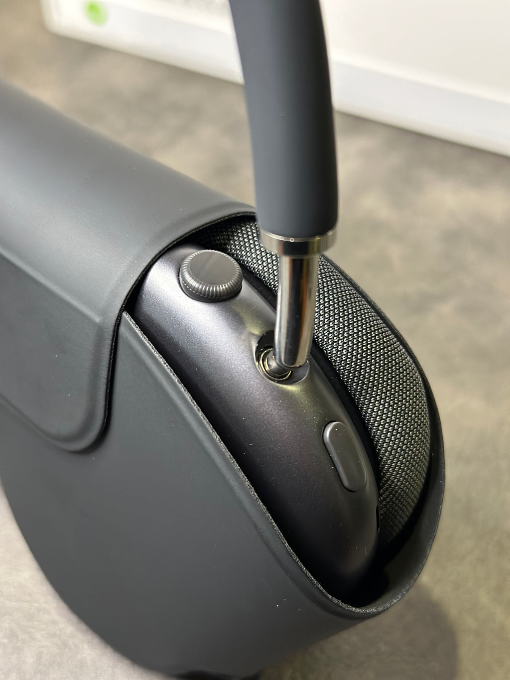 Apple AirPods Max Midnight