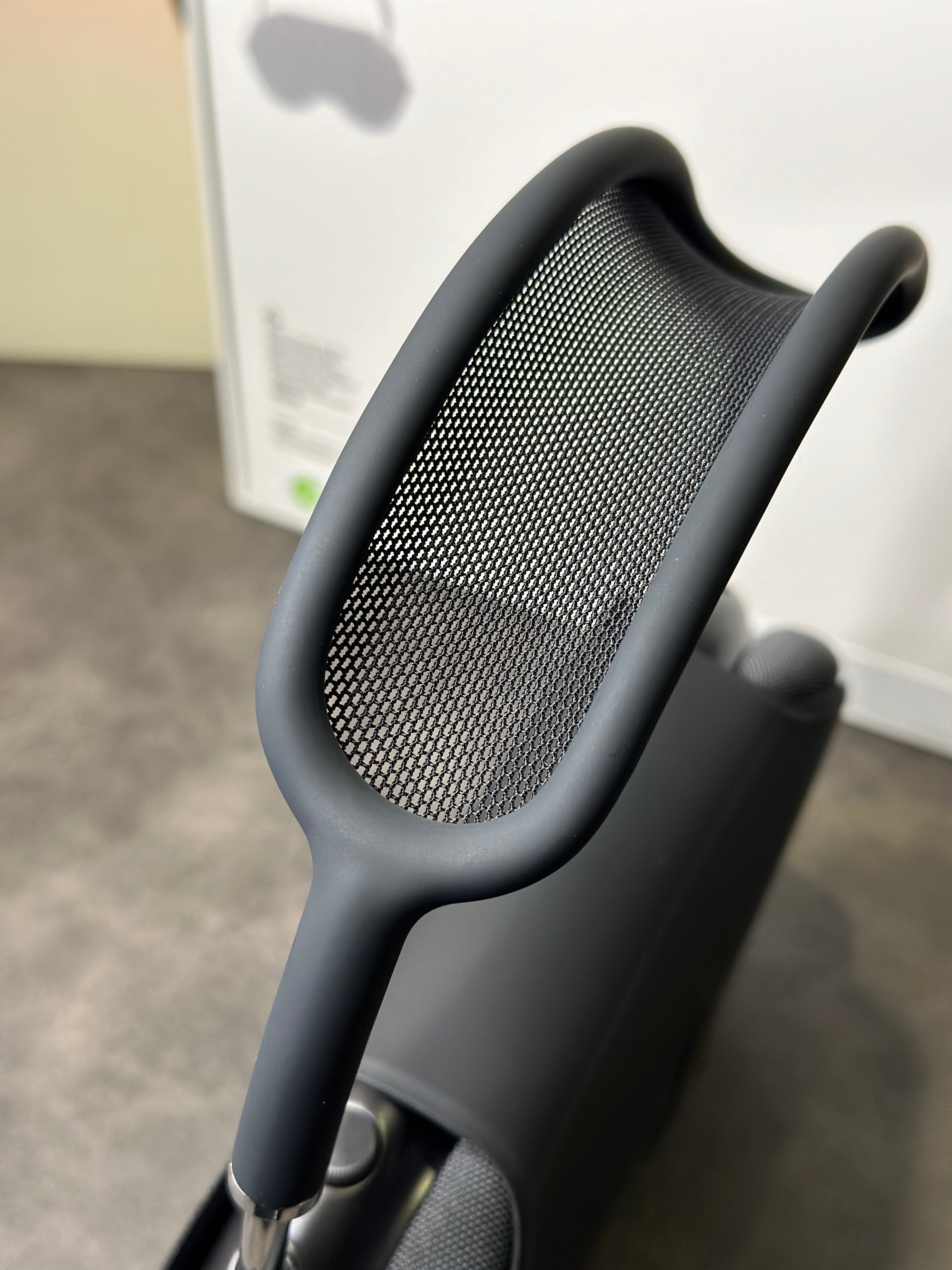 Apple AirPods Max Midnight